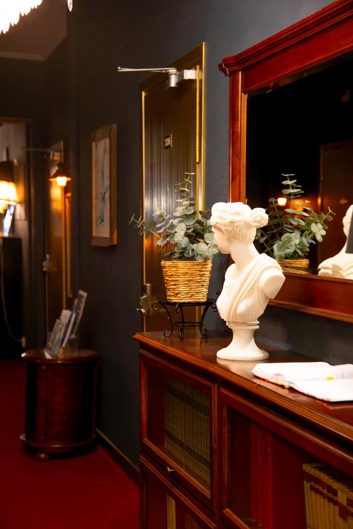 Park Hotel Linkoeping Fawlty Towers Экстерьер фото