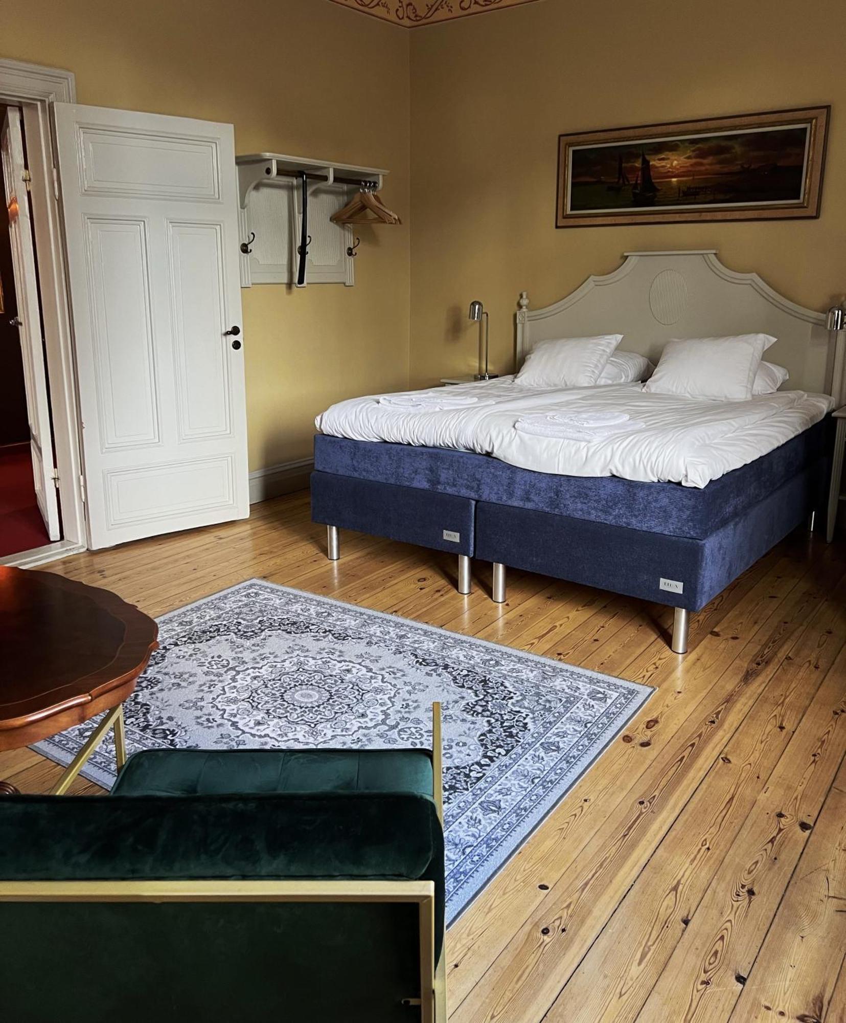 Park Hotel Linkoeping Fawlty Towers Экстерьер фото